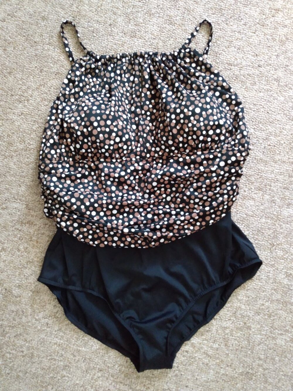Suddenly Slim By Catalina Women’s Plus Size 3X (22W-24W) One Piece Swim Suit New